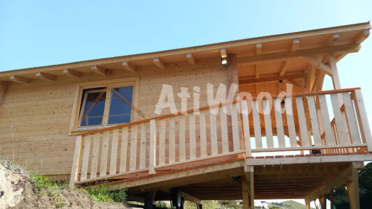 Terraza exterior de Casa Javier y Mari en madera