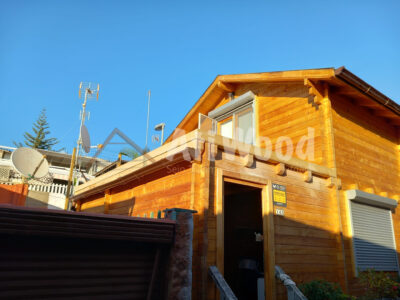 Casa de madera Lorenzo vista desde el exterior